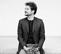 Der spanische Designer Jaime Hayon im Portrait